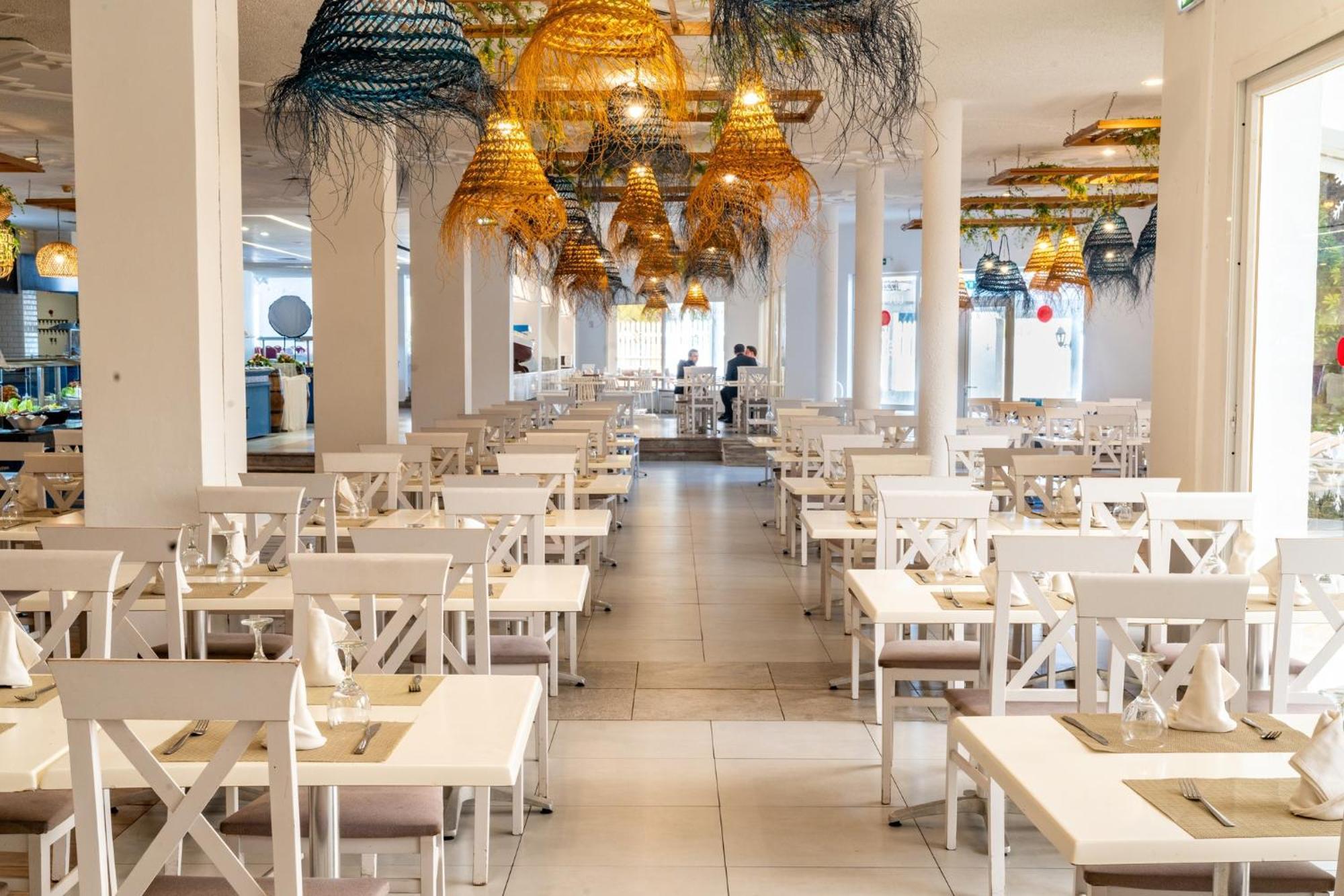 Golden Tulip President Hammamet Hotel Exterior photo
